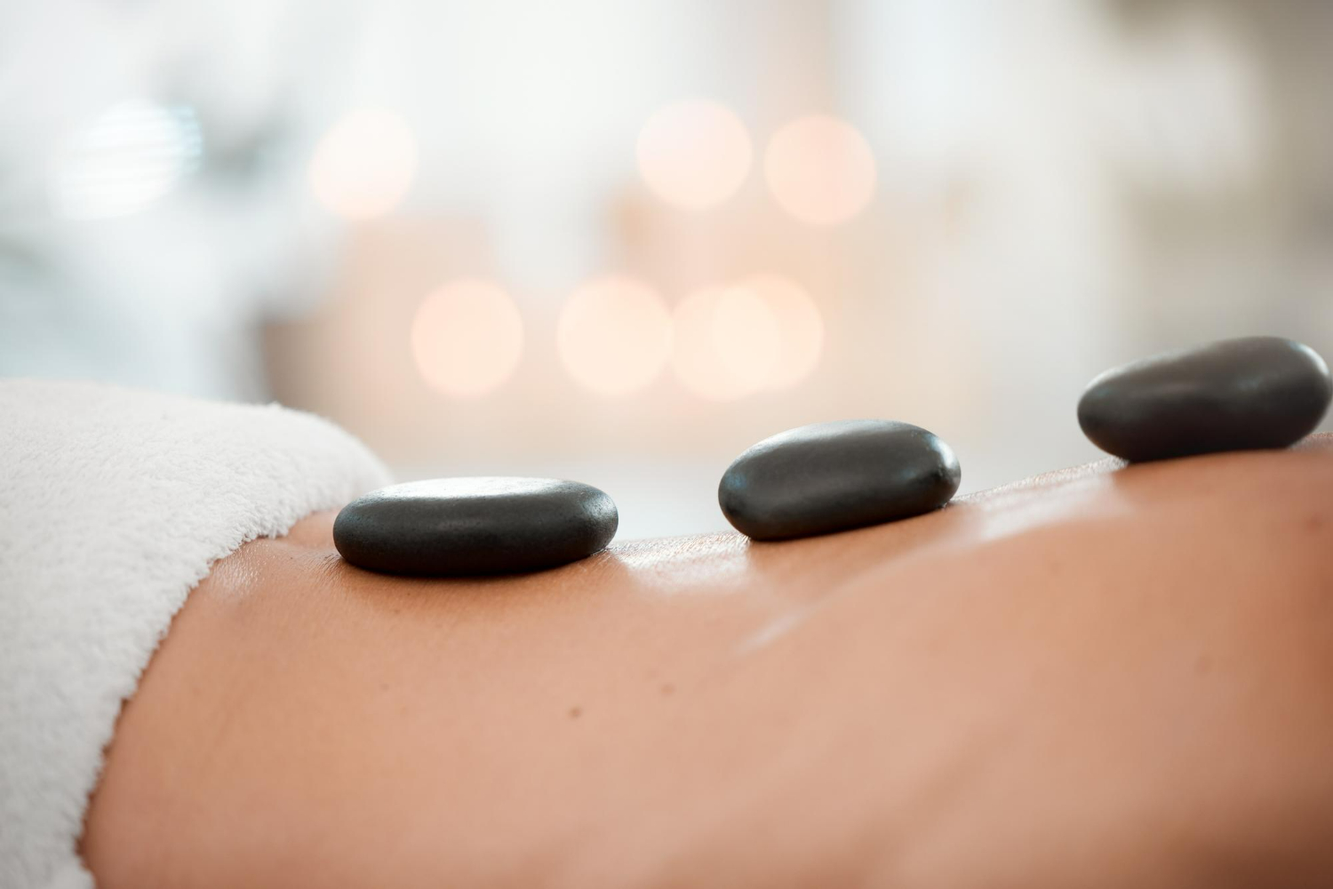 Qu’est-ce que le massage aux pierres chaudes à Istres?